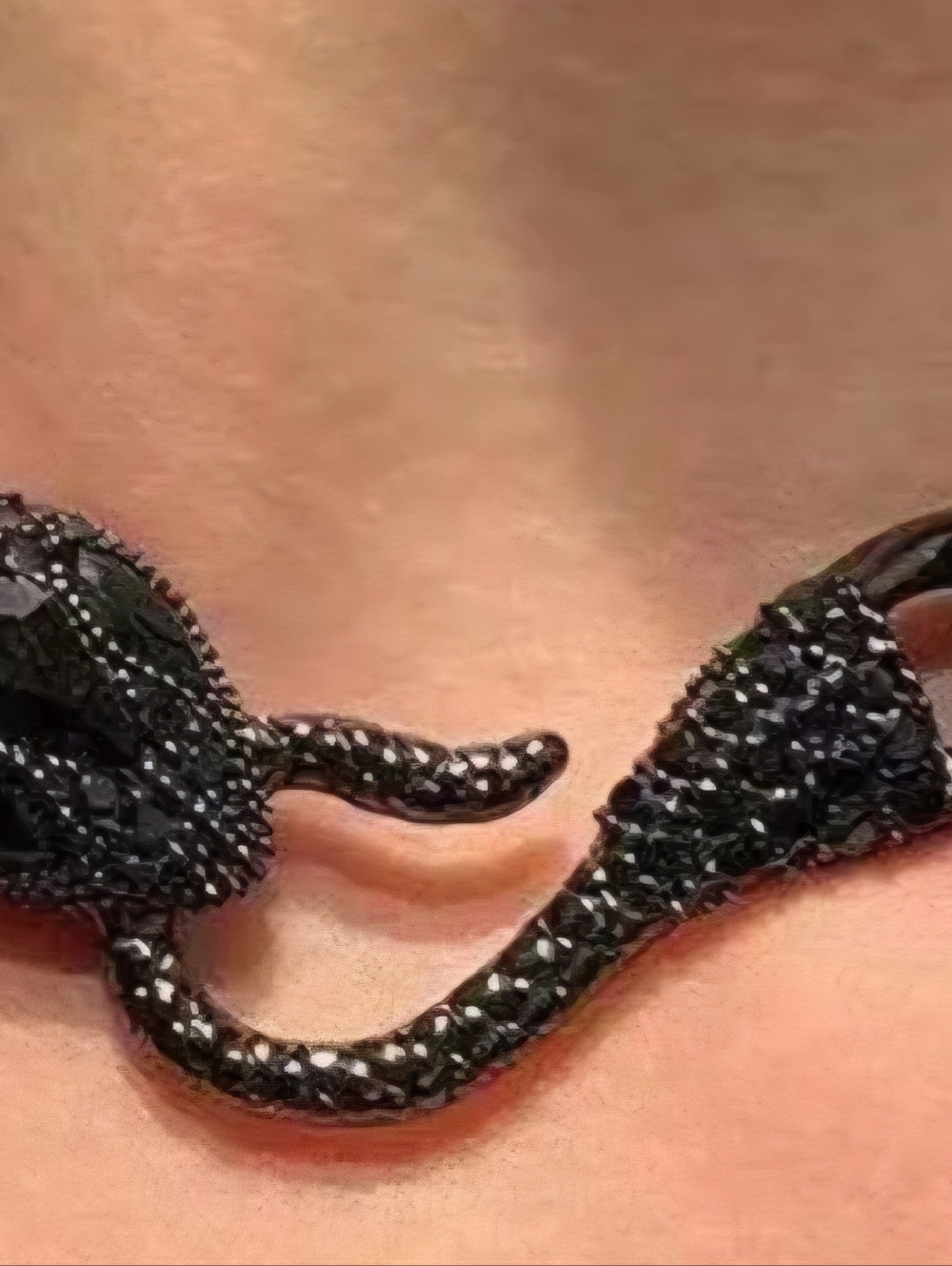 New Black Medusa Snake-Shaped Pendant Cuban LInk  Choker Necklace - Picture 2 of 5